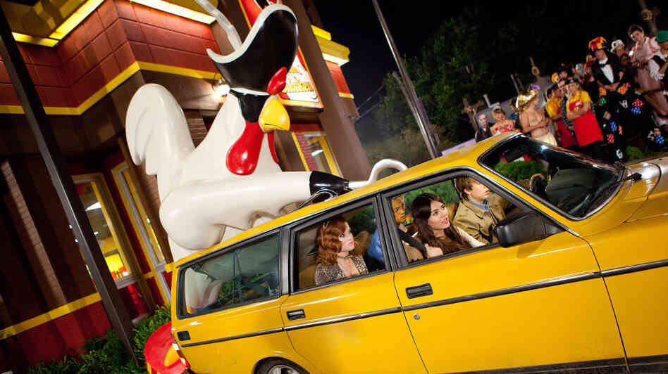 Nothing says high jinks like teenagers on Halloween, and Fun Size delivers with a king-sized dose of mischievousness.