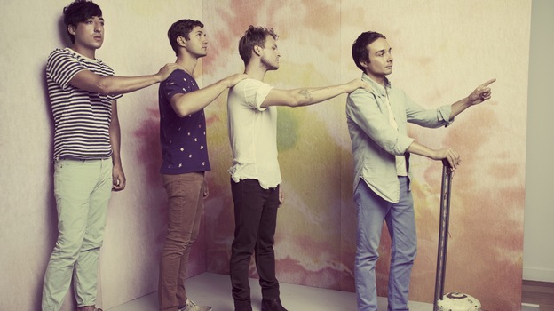 Grizzly Bear. (Tom Hines)