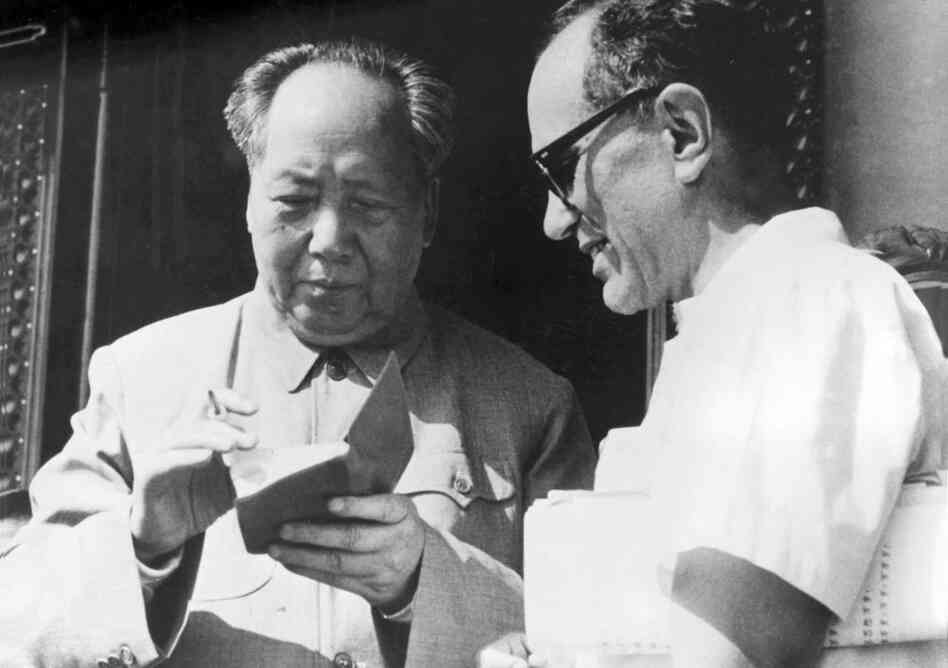 Mao Zedong signs Sidney Rittenberg's copy of The Little Red Book during a gathering of party leaders in Beijing on May 1, 1967, at the beginning of China's Cultural Revolution. Mao Zedong signs Sidney Rittenberg's copy of The Little Red Book during a gathering of party leaders in Beijing on May 1, 1967, at the beginning of China's Cultural Revolution.