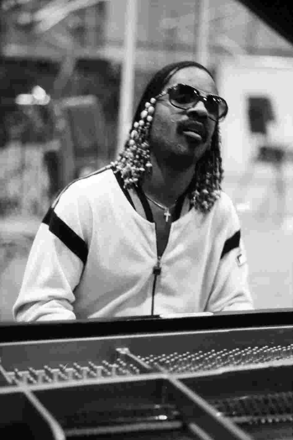 Stevie Wonder performs impromptu in Studio 2 at a launch for his album Hotter Than July in 1980.