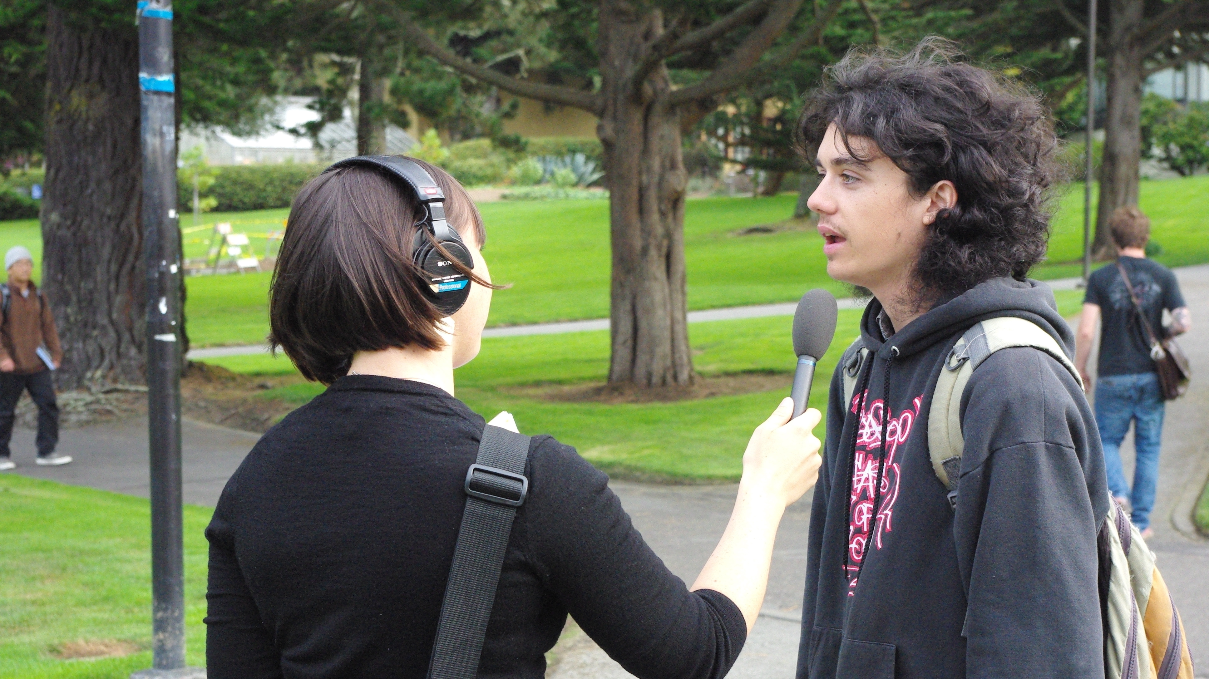 San Francisco State University student Dariel Maxwell discusses the election with KQED's Lillian Mongeau. San Francisco State University student Dariel Maxwell discusses the election with KQED's Lillian Mongeau.