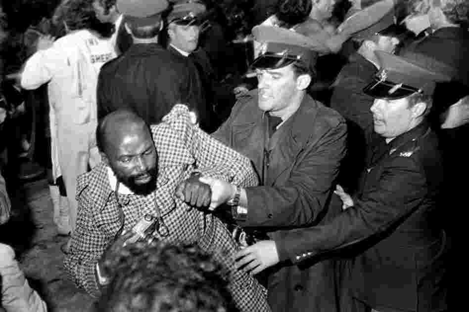 Kumalo was arrested by police at a boxing match between Victor Galindez and Richie Kates at Wembley Stadium in Johannesburg, May 1976.