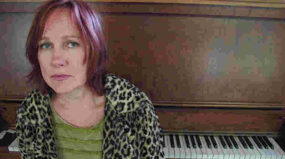 Iris DeMent's new album is titled Sing the Delta. Iris DeMent's new album is titled Sing the Delta.