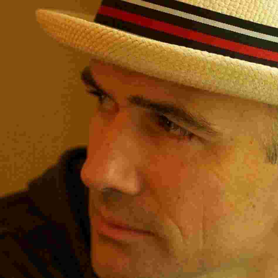 Mark Danielewski is also the author of House of Leaves. Mark Danielewski is also the author of House of Leaves.