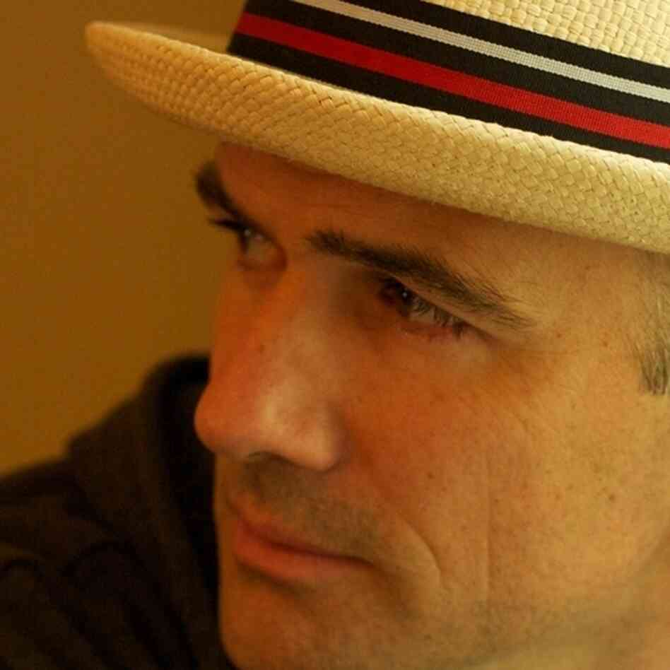 Mark Danielewski is also the author of House of Leaves. Mark Danielewski is also the author of House of Leaves.