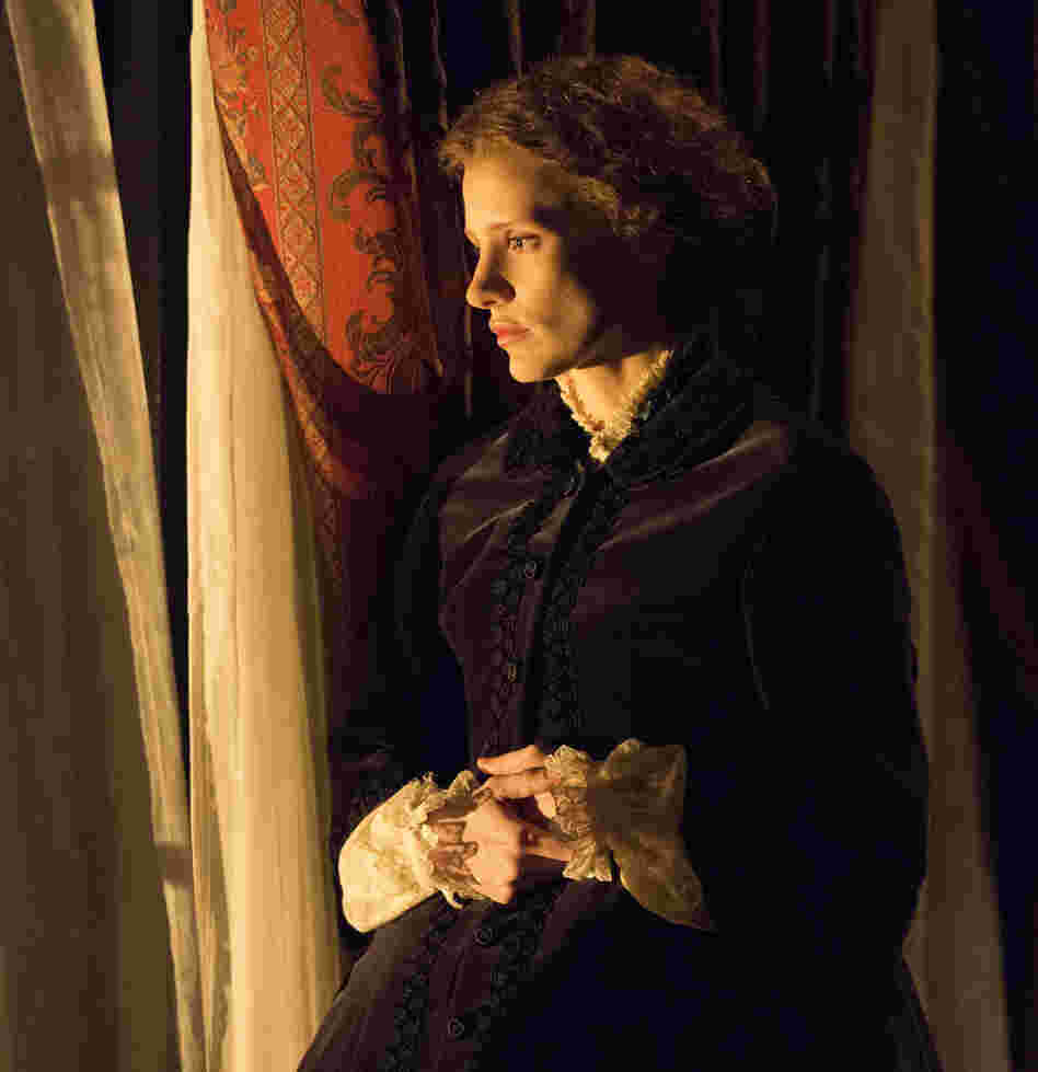 Jessica Chastain makes her Broadway debut as Catherine Sloper in The Heiress. Chastain says she was moved by the arc of her character's story — initially defined by the men in her life, but ultimately finding strength in herself.