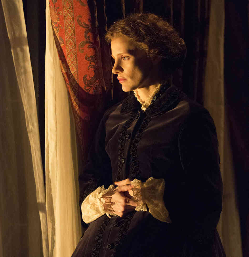 Jessica Chastain makes her Broadway debut as Catherine Sloper in The Heiress. Chastain says she was moved by the arc of her character's story — initially defined by the men in her life, but ultimately finding strength in herself.