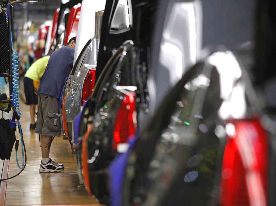 A GM assembly line in Lansing, Mich.