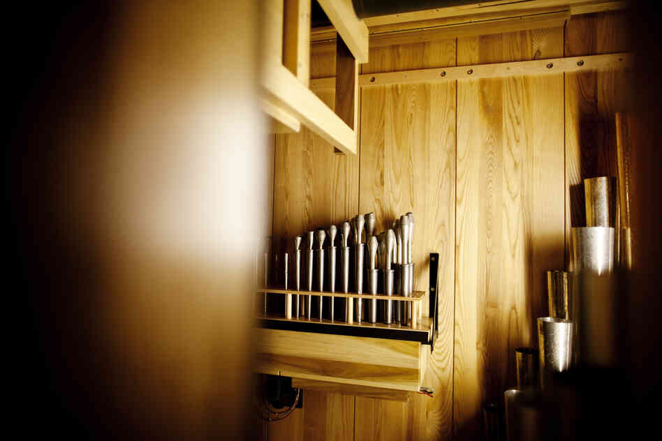 The cluster of pipes in the center are the only ones that remain from the old Filene Great Organ, installed in 1972.