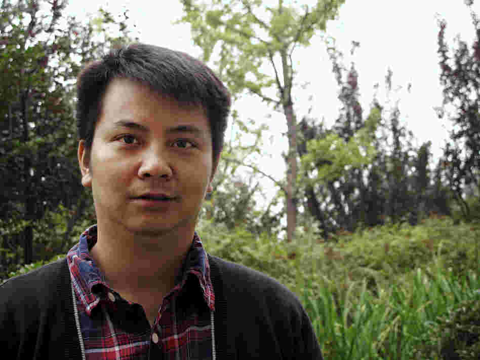 Filmmaker Zhang Zanbo made a documentary showing how local officials go to great lengths to prevent citizens from lodging protests in Beijing. The local officials sometimes pay bribes to have complaints erased from government records.