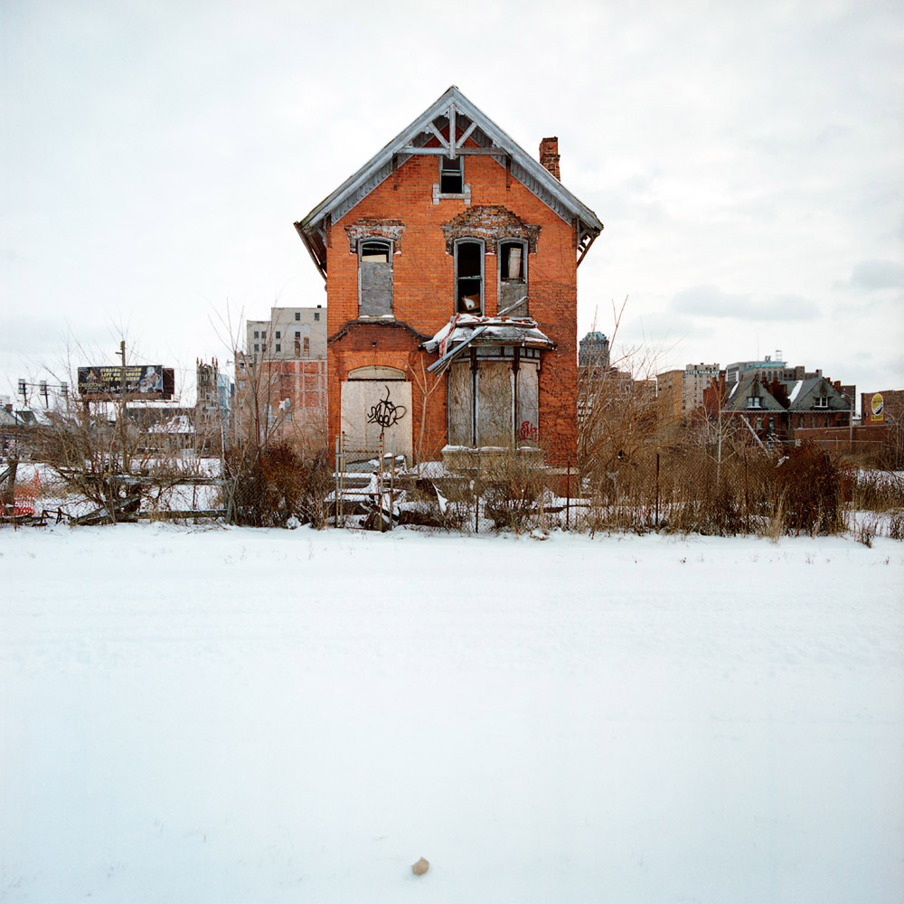 Photos from the <em>100 Abandoned Houses</em> project
