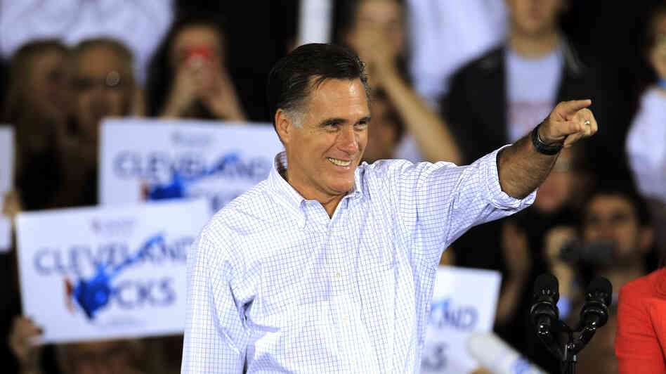 Mitt Romney campaigns Monday in Avon Lake, Ohio.