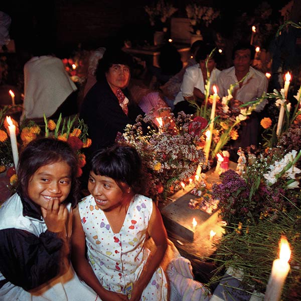 Family in the Xoxocotlan cemetery