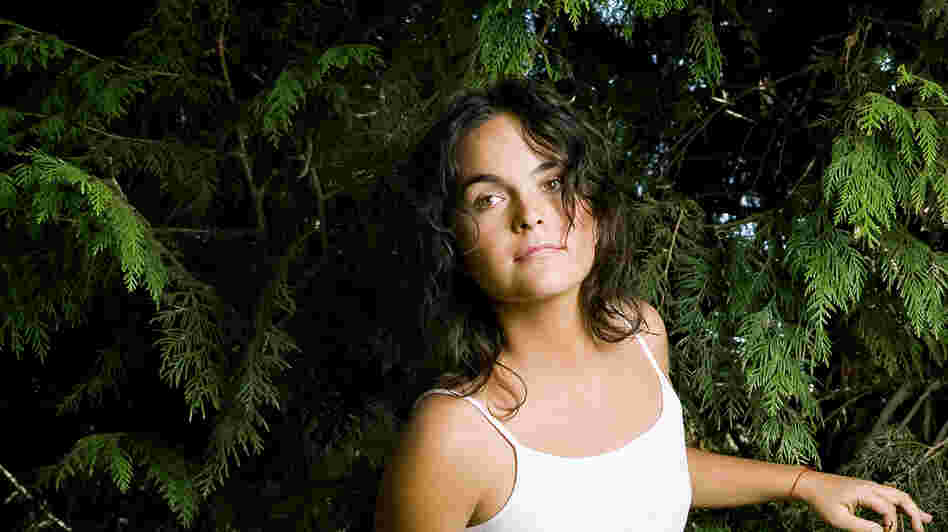 Camila Moreno.