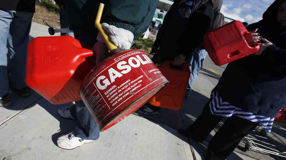 Rather than sit in their cars, many people on Staten Island today lined up at stations with gas cans — hoping to get a few gallons before supplies ran out.
