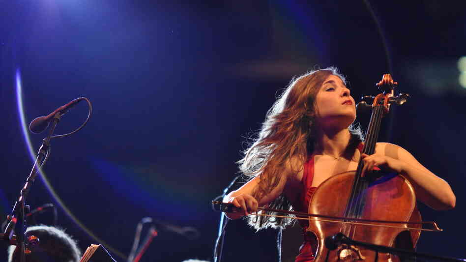 Cellist Alisa Weilerstein.