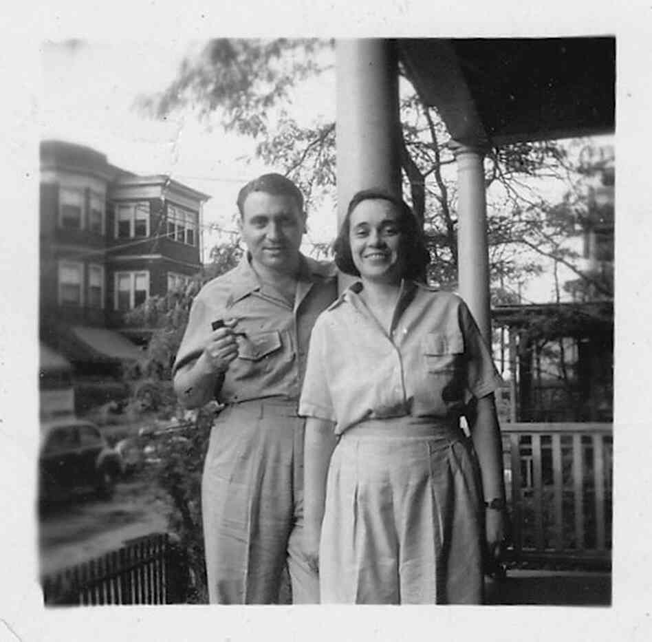 Aunt Ida and Uncle Julie in Winthrop Beach, Mass., in the 1940s. Aunt Ida and Uncle Julie in Winthrop Beach, Mass., in the 1940s.
