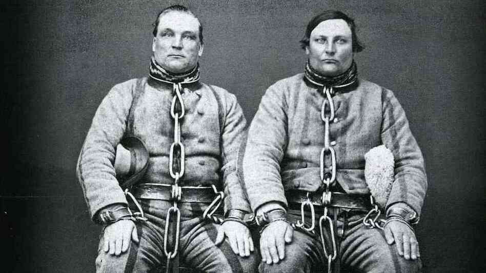 Two legendary 19th century Finnish murderers grace the cover to Kimmo Pohjonen's Murhaballadeja. Two legendary 19th century Finnish murderers grace the cover to Kimmo Pohjonen's Murhaballadeja.