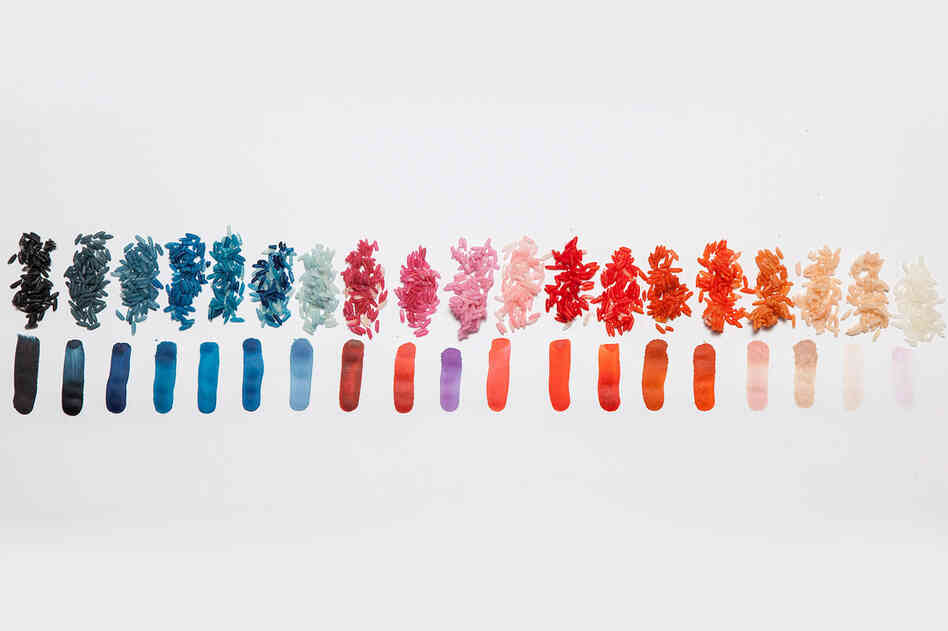 One of Levin's greatest challenge is mixing food colors to match Rothko's original work. This image displays the food color palette used to dye the rice.