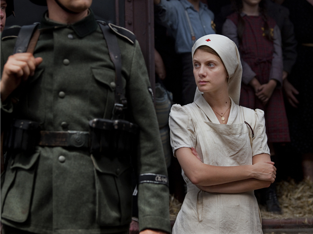 Annette Monod (Melanie Laurent), a Protestant nurse, volunteers to help a Jewish doctor during World War II.