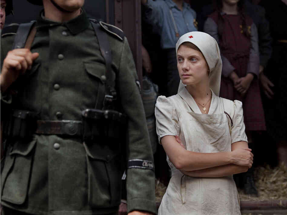 Annette Monod (Melanie Laurent), a Protestant nurse, volunteers to help a Jewish doctor during World War II.