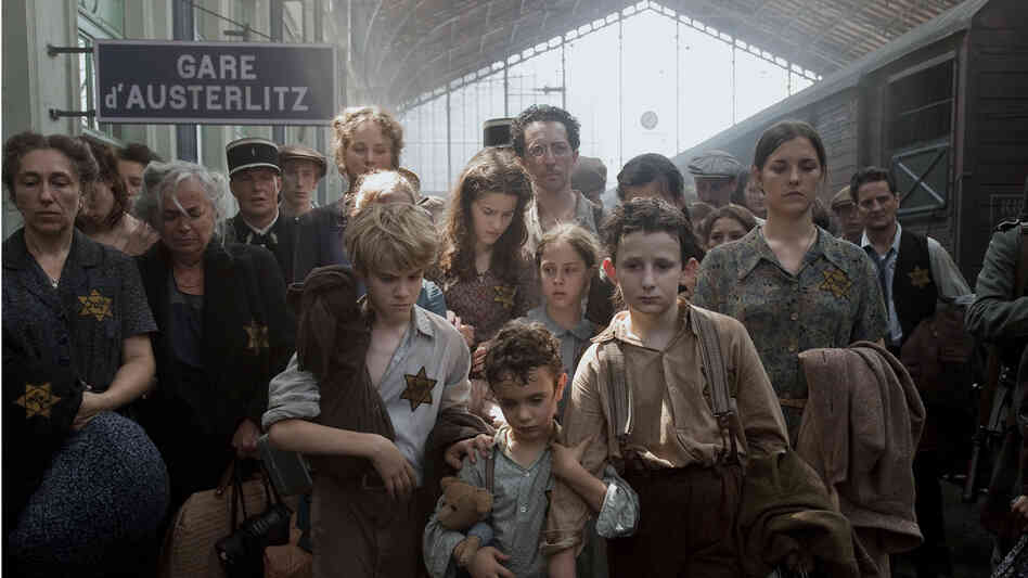 In dramatizing the history of the Vel' d'Hiv Roundup, La Rafle weaves together stories of the persecuted with those of their Nazi oppressors.