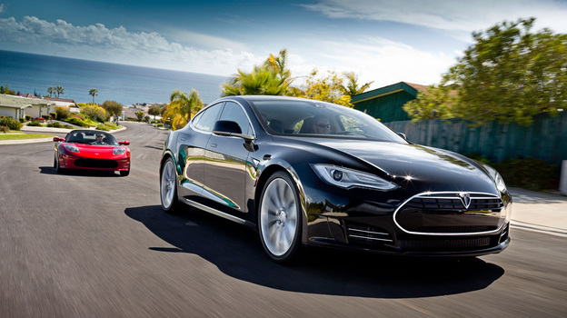 Model S Alpha, in black, and the Telsa Roadster behind it. (Telsa)