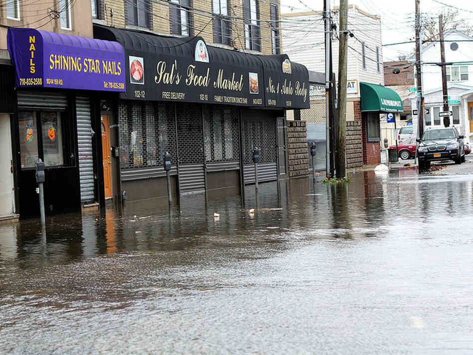 Howard Beach, Queens. October 30, 2012.