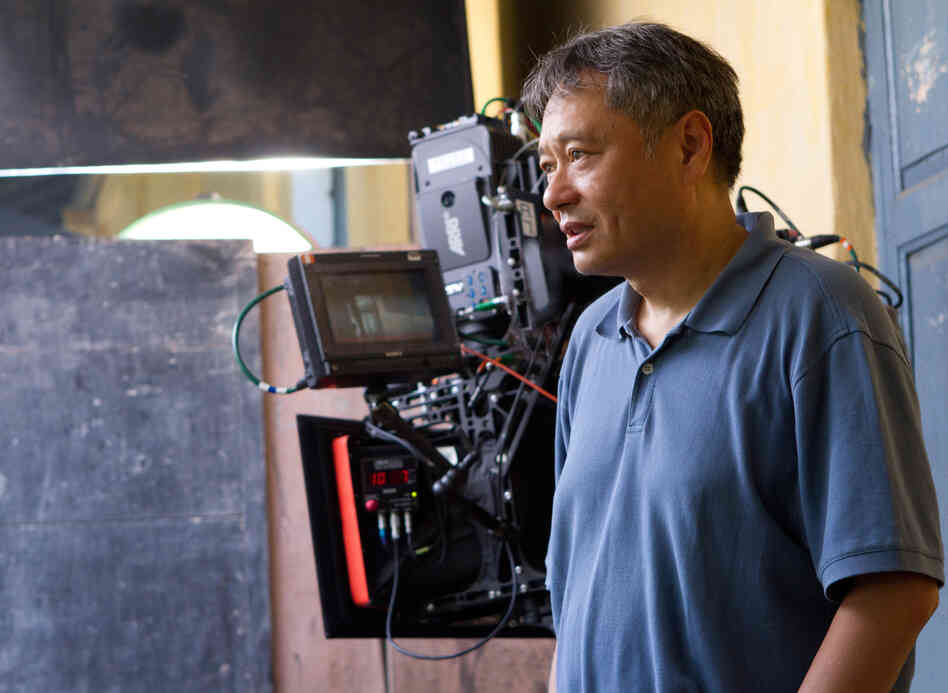 Director Ang Lee on the set of Life of Pi.