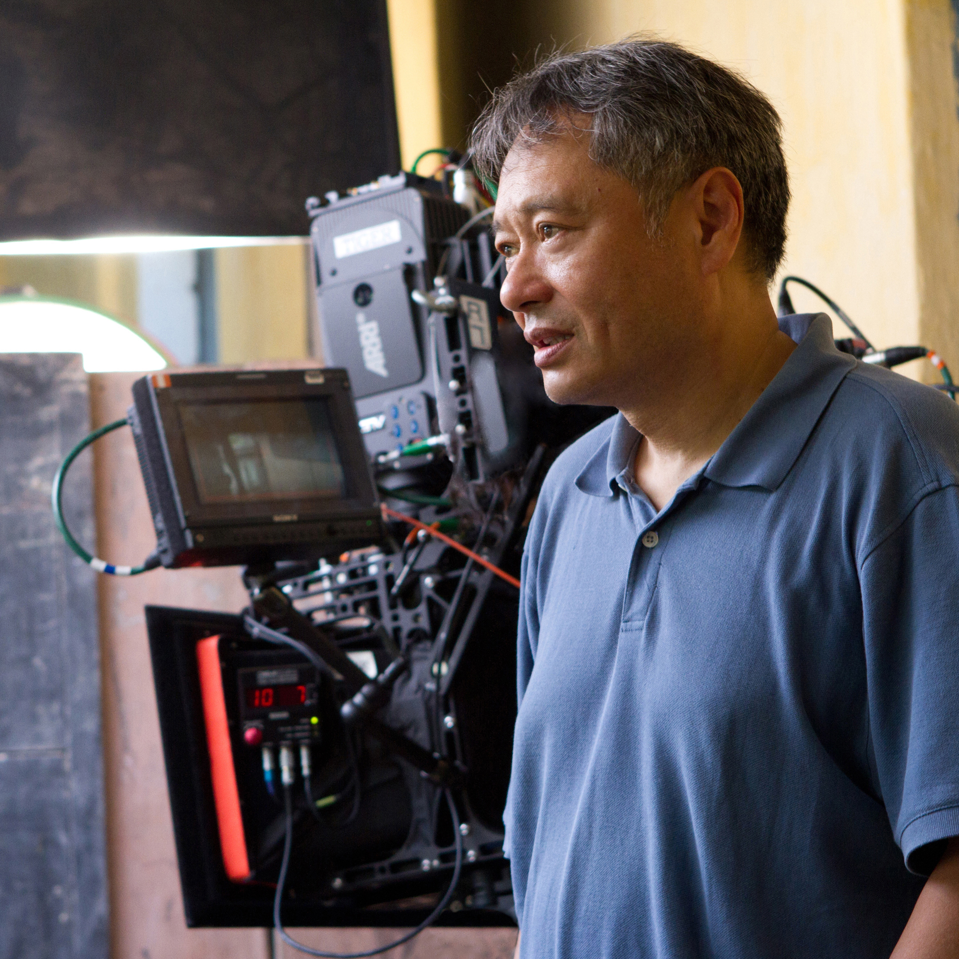 Director Ang Lee on the set of Life of Pi.