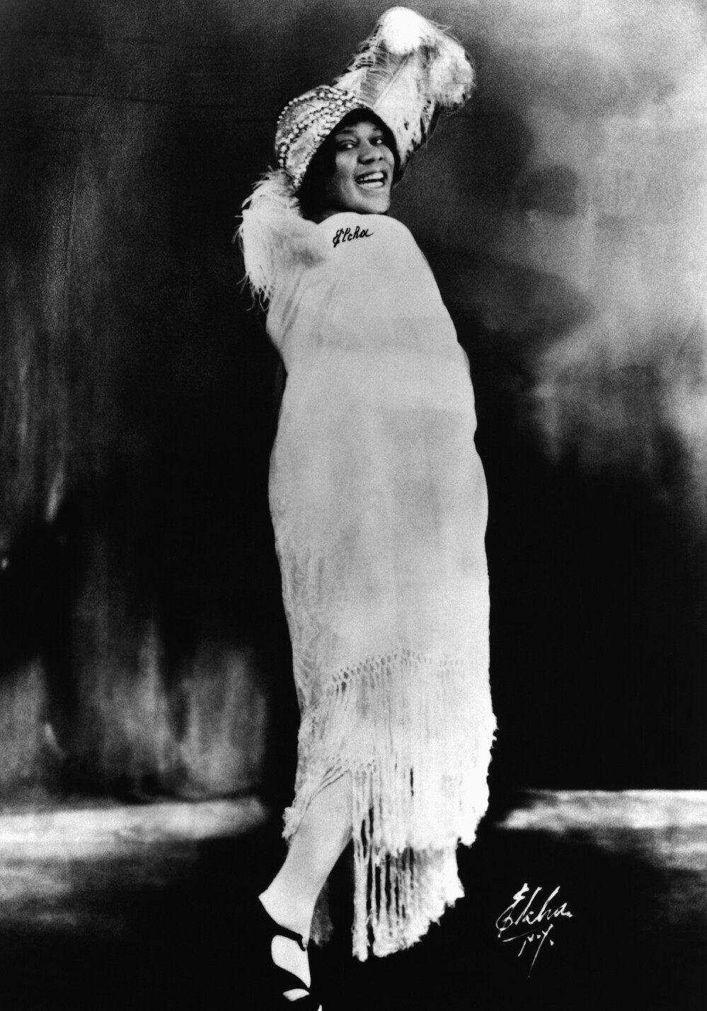 Bessie Smith, "The Empress of the Blues," gave voice the listeners' tribulations and yearnings of the 1920s and '30s.
