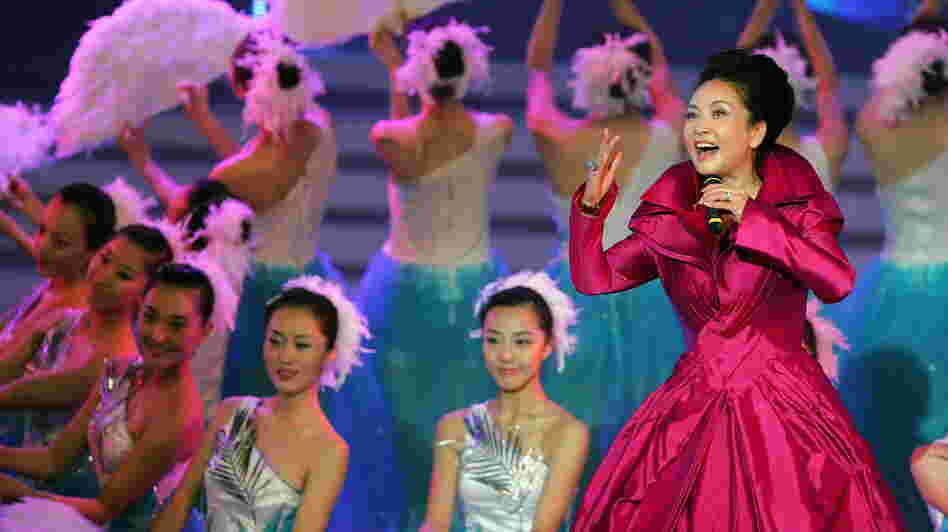 A famous singer, a major general in the army and an AIDS activist, Peng Liyuan is expected to take on yet another role soon: first lady of China. Peng has been married for more than two decades to Xi Jinping, China's newly anointed leader. A famous singer, a major general in the army and an AIDS activist, Peng Liyuan is expected to take on yet another role soon: first lady of China. Peng has been married for more than two decades to Xi Jinping, China's newly anointed leader.