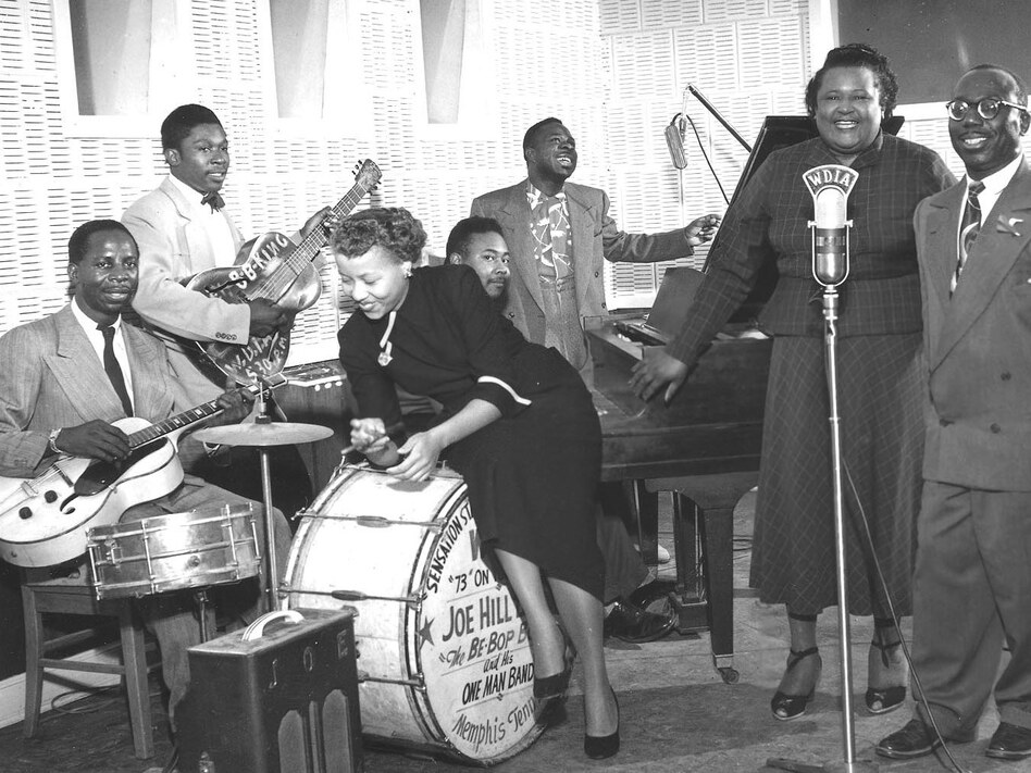 Joe Hill Louis, B.B. King and Rufus Thomas appear on a new multi-disc compilation of electric blues, Plug It In! Turn It Up! Joe Hill Louis, B.B. King and Rufus Thomas appear on a new multi-disc compilation of electric blues, Plug It In! Turn It Up!