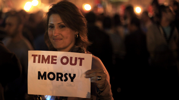 This protester in Cairo's Tahrir Square last night had a message for Egypt's president. (AP)