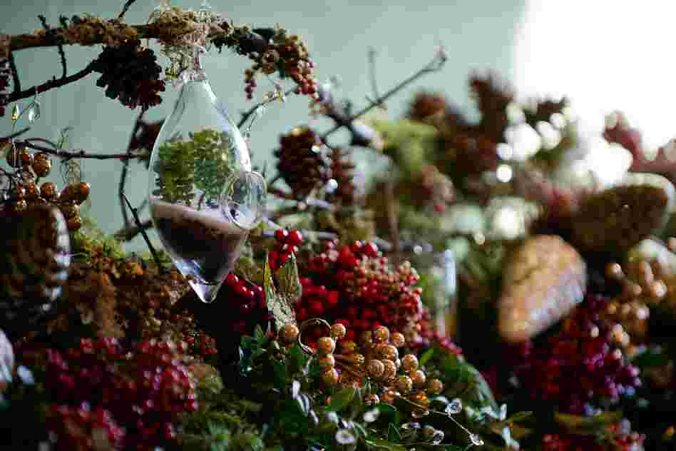Volunteers from around the country traveled to Washington to help with the decorations.