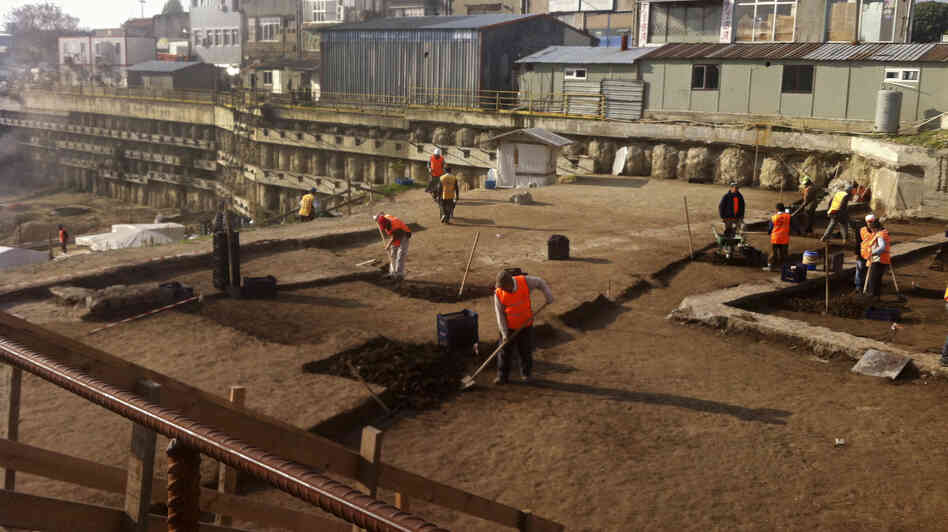 Archaeologists call an excavation site on Istanbul's southern shore the world's largest shipwreck collection. The area, unearthed during construction of a railway station, was once a Byzantine-era port that harbored cargo and military vessels, and received goods from around the Mediterranean. Archaeologists call an excavation site on Istanbul's southern shore the world's largest shipwreck collection. The area, unearthed during construction of a railway station, was once a Byzantine-era port that harbored cargo and military vessels, and received goods from around the Mediterranean.