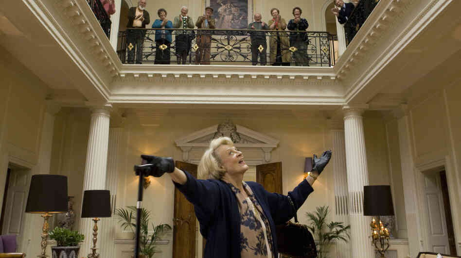 Even after her final curtain, a diva is always a diva — as demonstrated by the flamboyant retired soprano Jean (Maggie Smith) in Quartet. Even after her final curtain, a diva is always a diva — as demonstrated by the flamboyant retired soprano Jean (Maggie Smith) in Quartet.