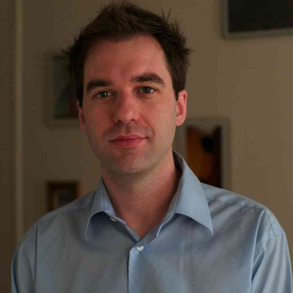 Sean Howe is a former editor at Entertainment Weekly. Sean Howe is a former editor at Entertainment Weekly.