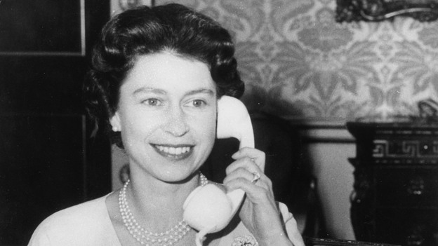Hullo: The real Queen Elizabeth II, we swear, in 1961. (PA Photos /Landov)