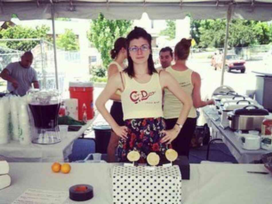 To save money, 30-year-old Alisha Mustafa runs her small pie-making business out of the kitchen of another restaurant. To save money, 30-year-old Alisha Mustafa runs her small pie-making business out of the kitchen of another restaurant.