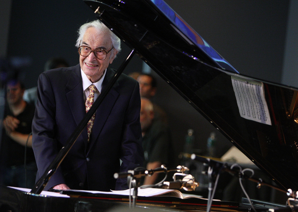 In a 1999 interview with Fresh Air's Terry Gross, Dave Brubeck talked about his decades in the music industry and his first love: rodeo roping.