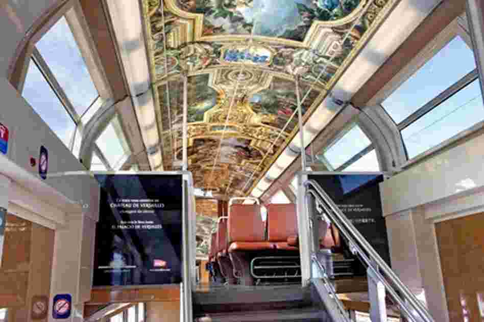 The ceiling of the Hall of Mirrors. 