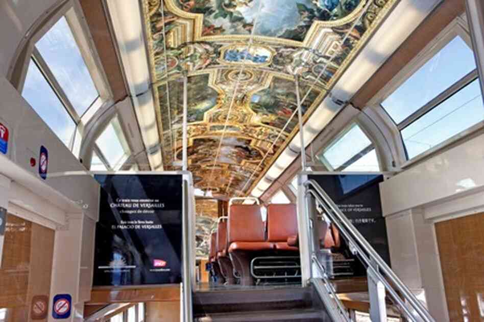 The ceiling of the Hall of Mirrors. 