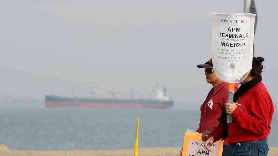 An empty container ship waited near the Port of Los Angeles during the eight-day strike by members of the International Longshore and Warehouse Union. The stoppage put a halt to most of the work at the Los Angeles and Long Beach ports. An empty container ship waited near the Port of Los Angeles during the eight-day strike by members of the International Longshore and Warehouse Union. The stoppage put a halt to most of the work at the Los Angeles and Long Beach ports.