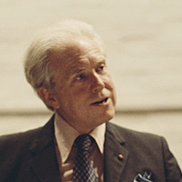 Prominent musicians remember American composer Elliott Carter (who would have turned 104 today) through his music. Carter died last month.