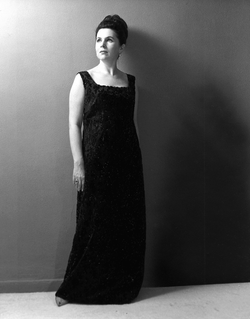 Soprano Galina Vishnevskaya was once caleld the "Russian Maria Callas" for her intense interpretations.