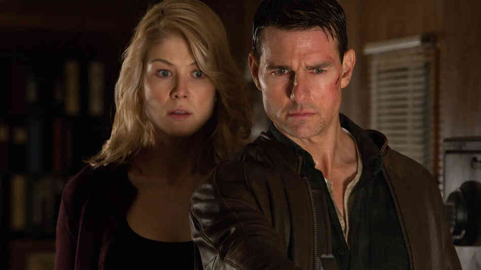 Helen (Rosamund Pike) and Reacher (Tom Cruise) work together after being summoned by an accused killer. Helen (Rosamund Pike) and Reacher (Tom Cruise) work together after being summoned by an accused killer.