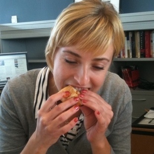 Eva tries it.