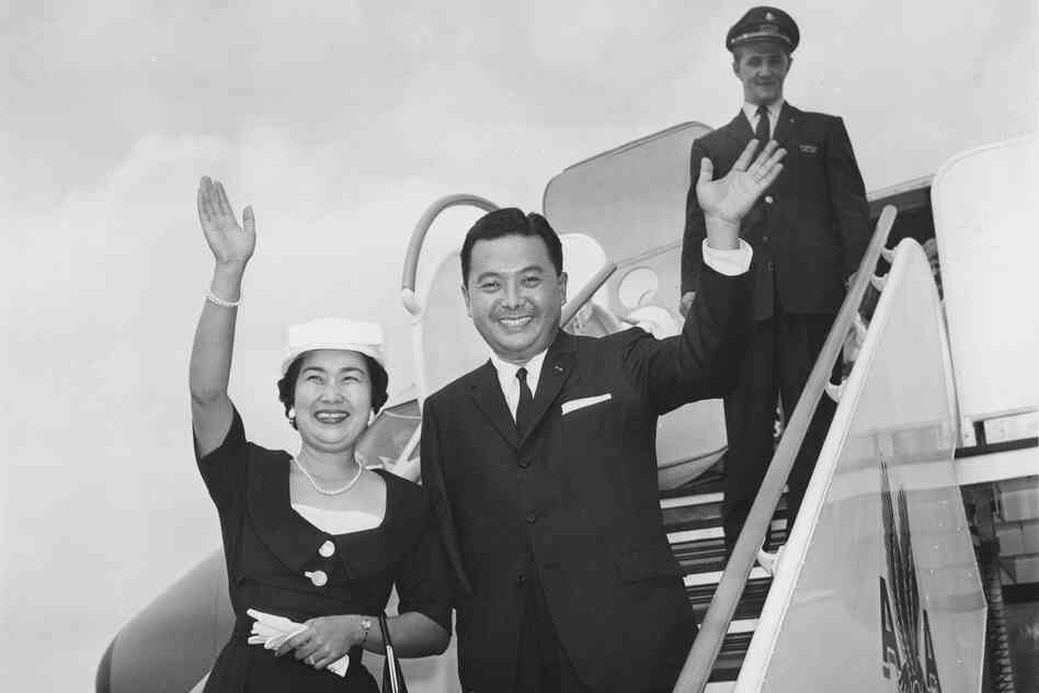 U.S. Rep.-elect Daniel K. Inouye of Hawaii and his wife, Margaret, wave as they arrive at Friendship Airport in Washington, D.C., Aug. 9, 1959.