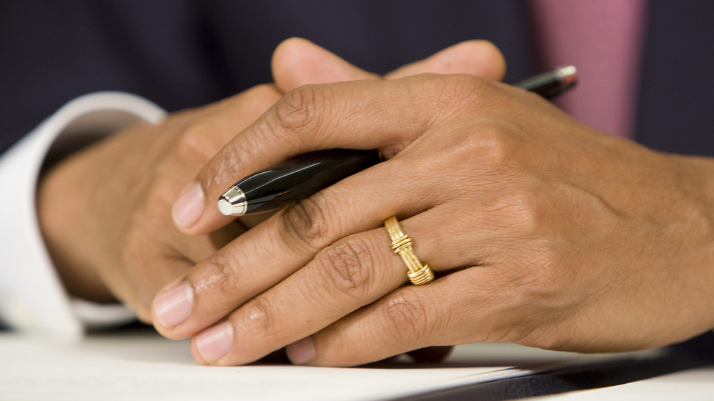 The president would use his pen to just say no, White House promises.